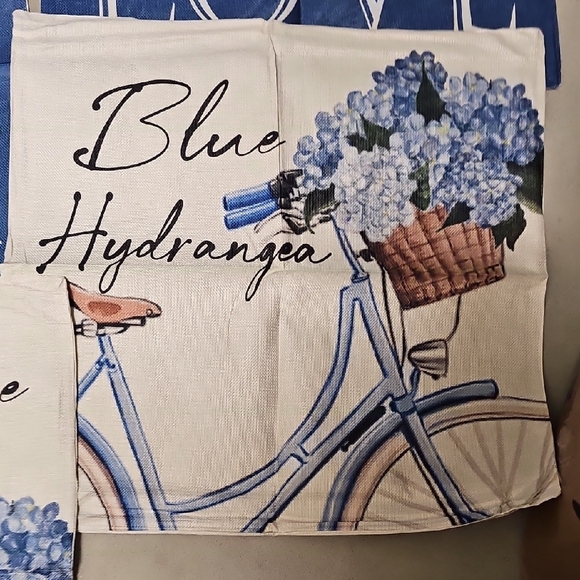 Nwt 4 Floral Decorative Pillow Covers Set - Picture 5 of 5